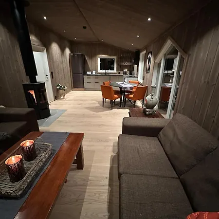Newly Renovated In Oppheim 度假居 奥尔