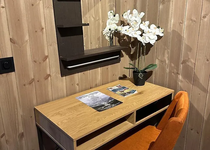 Cozy Little For Rent In Oppheim