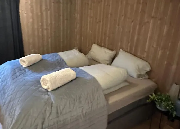 Cozy Little For Rent In Oppheim