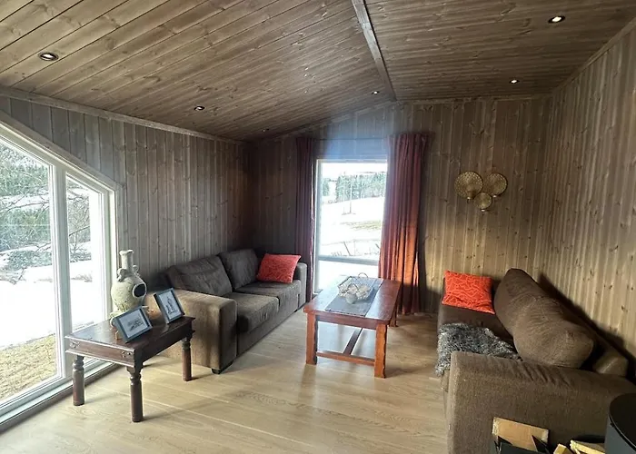 Cozy Little For Rent In Oppheim * آل